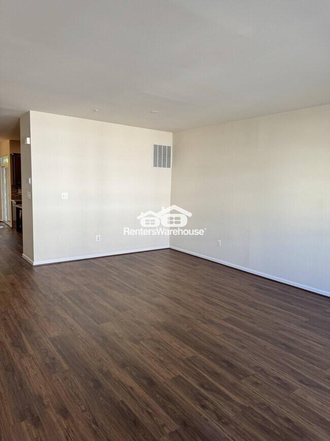 Foto del edificio - 7524 Stonehouse Run Dr