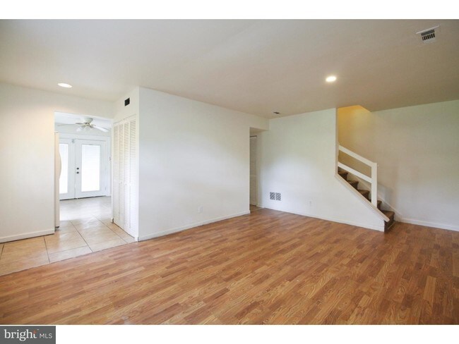 Foto del edificio - 2851 Erial Rd