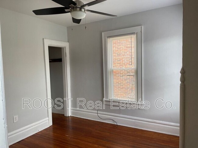 Building Photo - 1701-1707 N. Summit Street