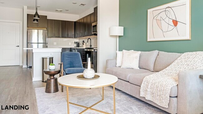 Foto del edificio - 1270 Hillcrest Dr