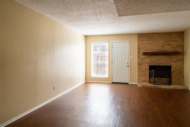 Foto del edificio - 7808 Ashe Ct