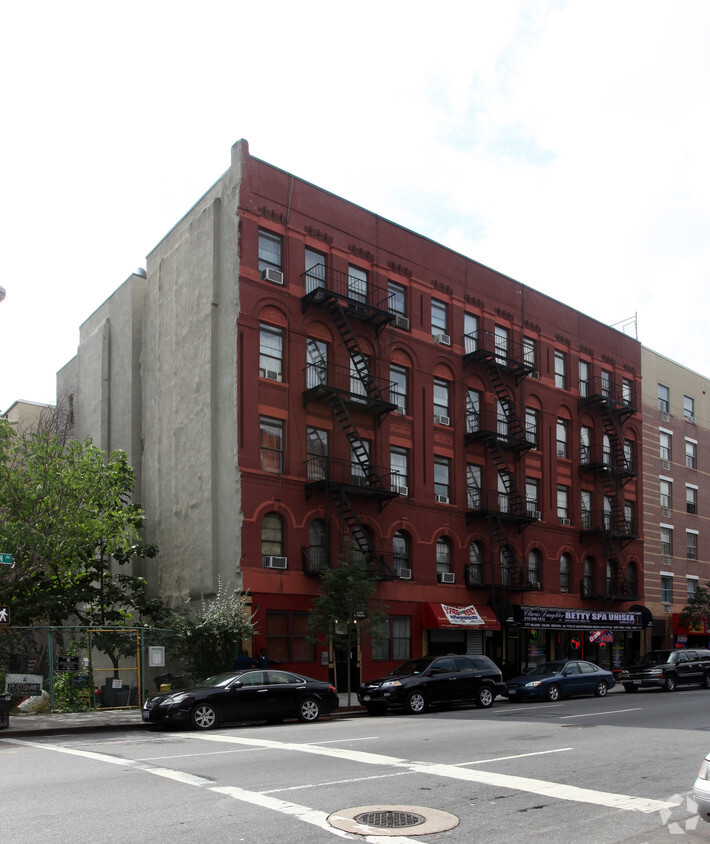 Foto principal - 1775-1779 Madison Ave