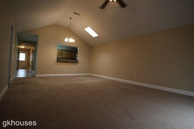Foto del edificio - 3 br, 2 bath House - 1510 Southernwood Dr