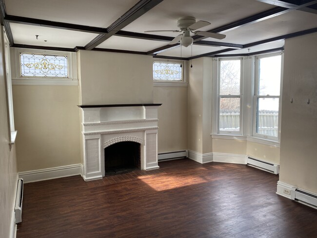 Living Room - New flooring - 454 Walnut St