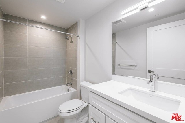 Foto del edificio - 3726 Kelton Ave