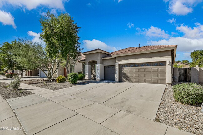 Foto del edificio - 8782 W Hayward Ave