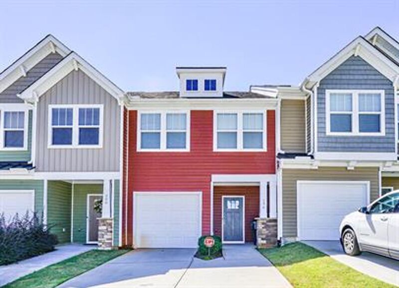 196 Fair Orchard Way, Duncan, SC 29334 Townhome Rentals in Duncan SC