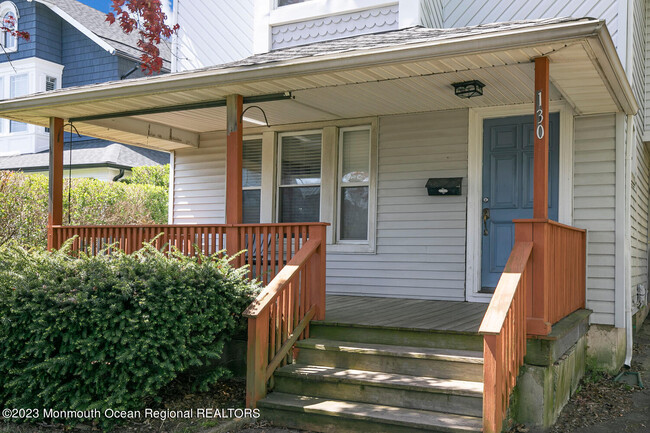 Building Photo - 130 2nd Ave