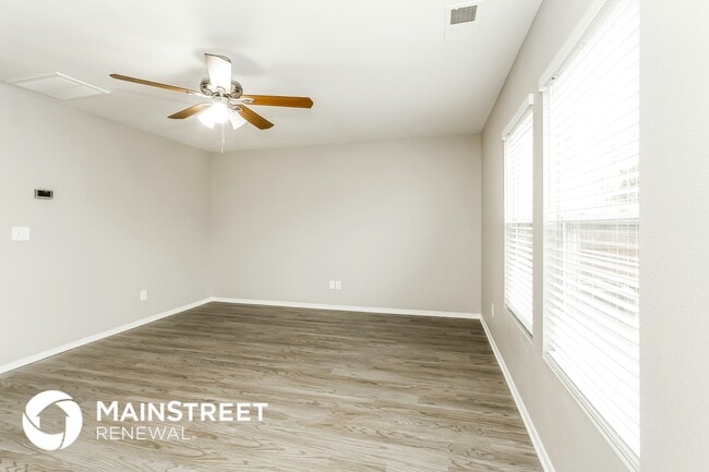 Building Photo - 1816 Rustic Barn Dr