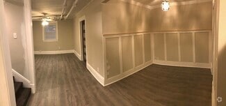 Building Photo - 703 W 24th St