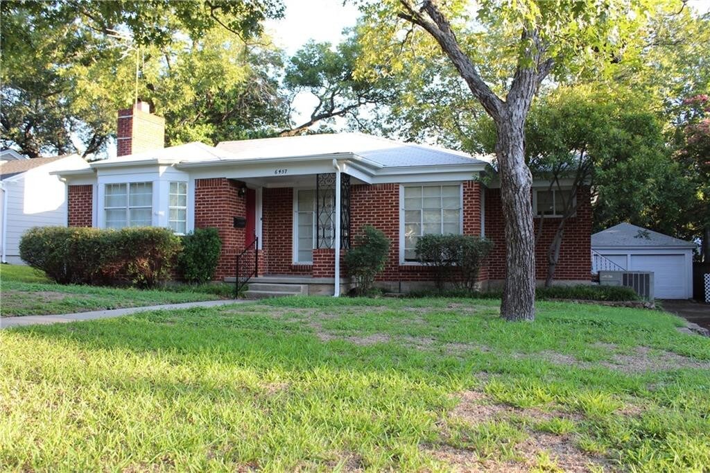 Primary Photo - 6457 Rosemont Ave