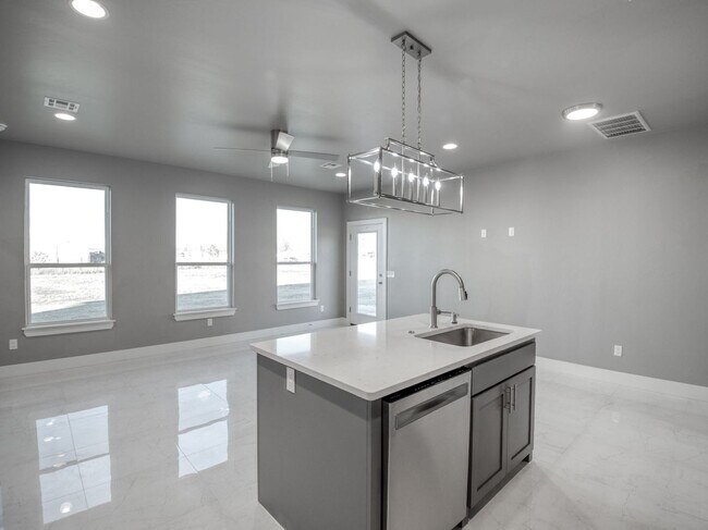 Foto del edificio - Welcome Home to Comfort, Style, and Conven...