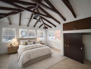 Building Photo - 672 Sheridan Ave