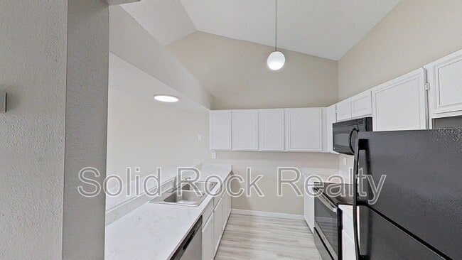 Building Photo - 4541 Lamplighter Cir