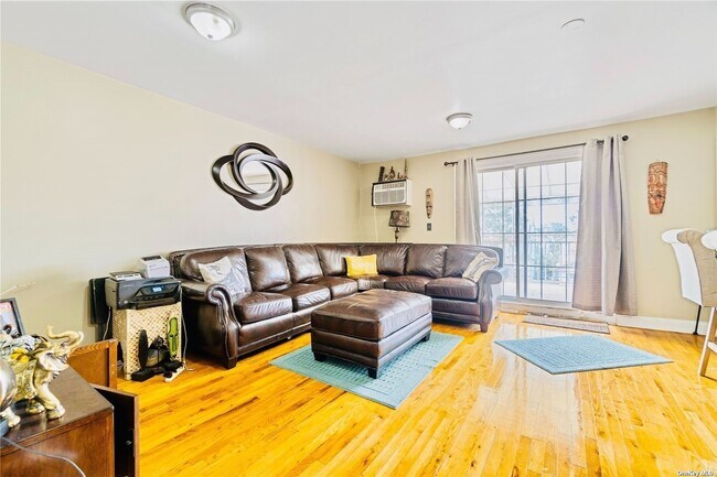 Foto del edificio - 123-25 147th St