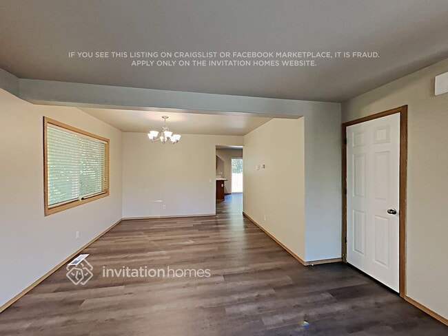 Building Photo - 11501 34th St NE