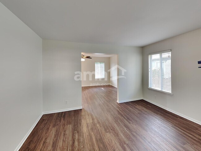 Foto del edificio - 21744 W Knollwood Dr