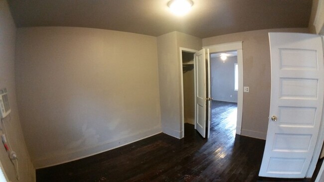 Building Photo - 2 Bedroom House Near Downtown OKC