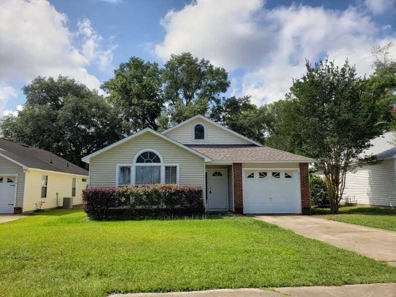 Primary Photo - 5517 Green Meadows Ct