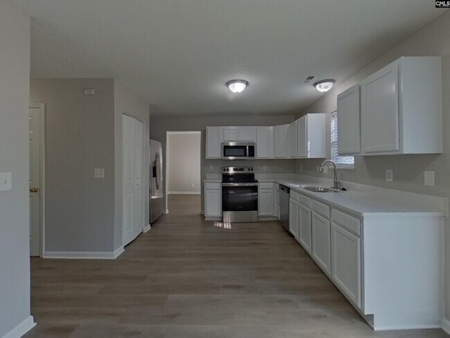 Foto del edificio - 925 Schofield Ln