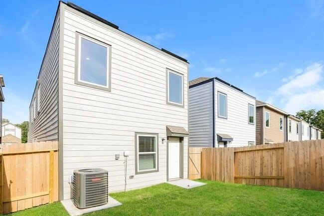 Foto del edificio - 15338 Estrella Rd W