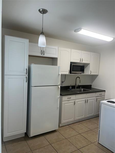 Foto del edificio - 2361 NE 17th St