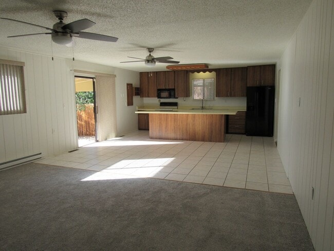 Photo - 2 Bedrooms plus 2 non confirming bedrooms in the basement close to light rail House