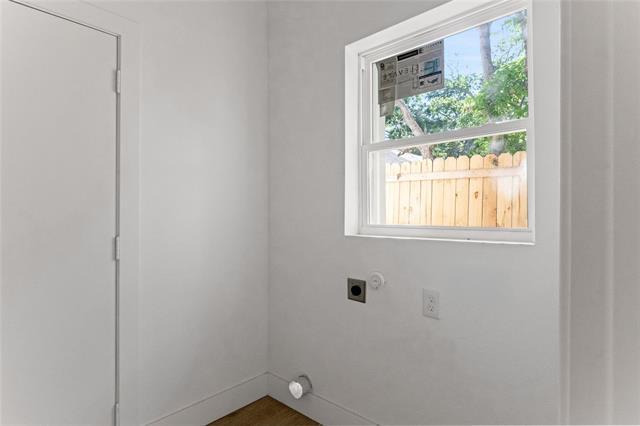 Foto del edificio - 1641 E Tucker St