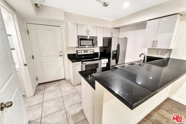 Foto del edificio - 10982 Roebling Ave