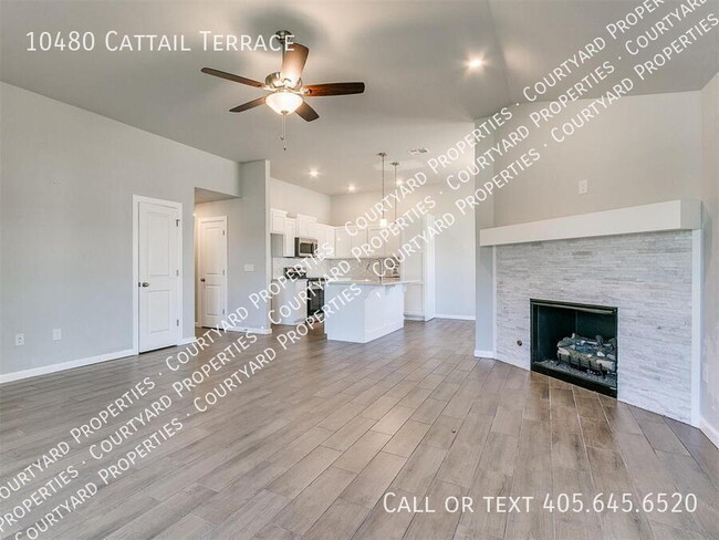Building Photo - 10480 Cattail Ter