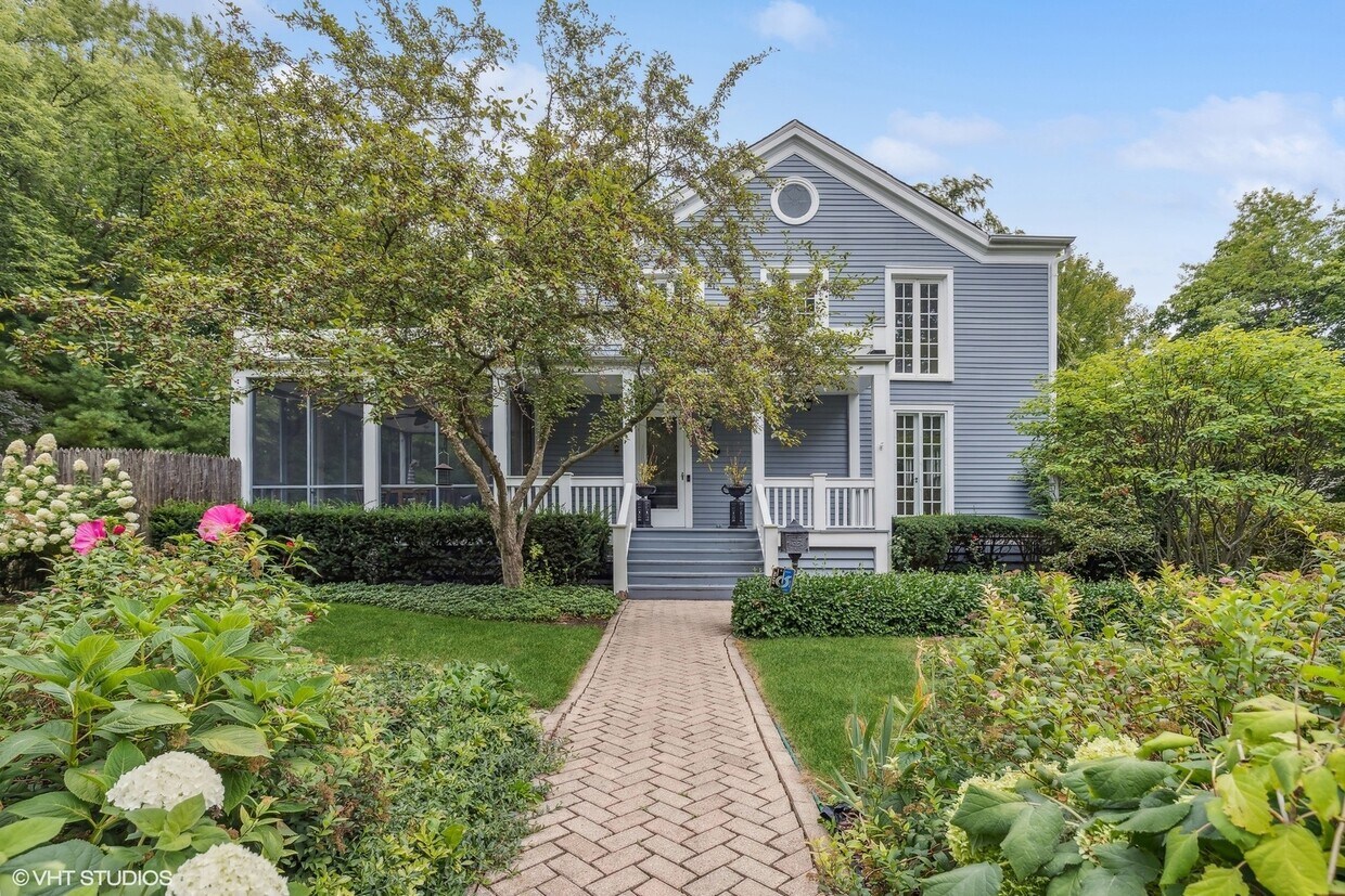 437 N Green Bay Rd, Lake Forest, IL 60045 House Rental in Lake Forest