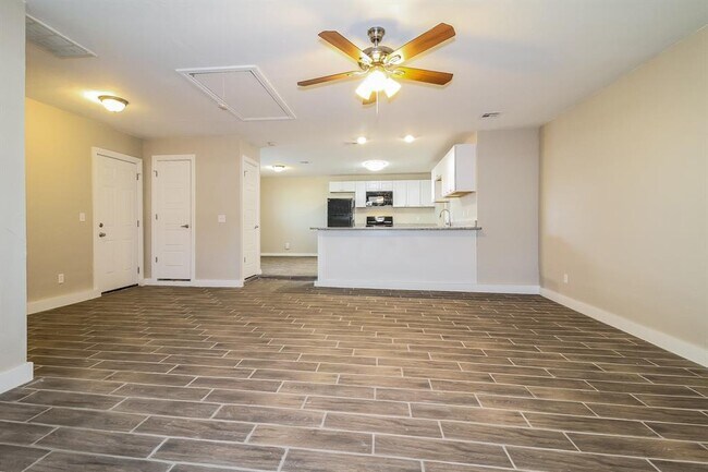 Foto del edificio - 7429 NW 29th St