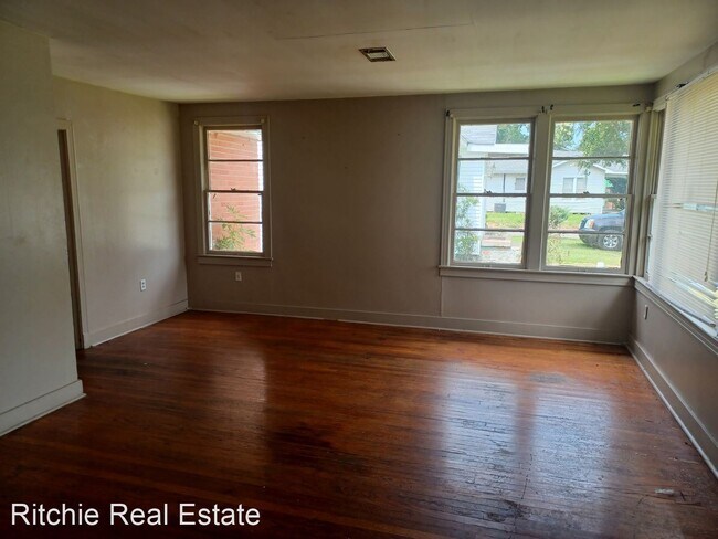 Foto del edificio - 3 br, 1 bath House - 2308 Olive St