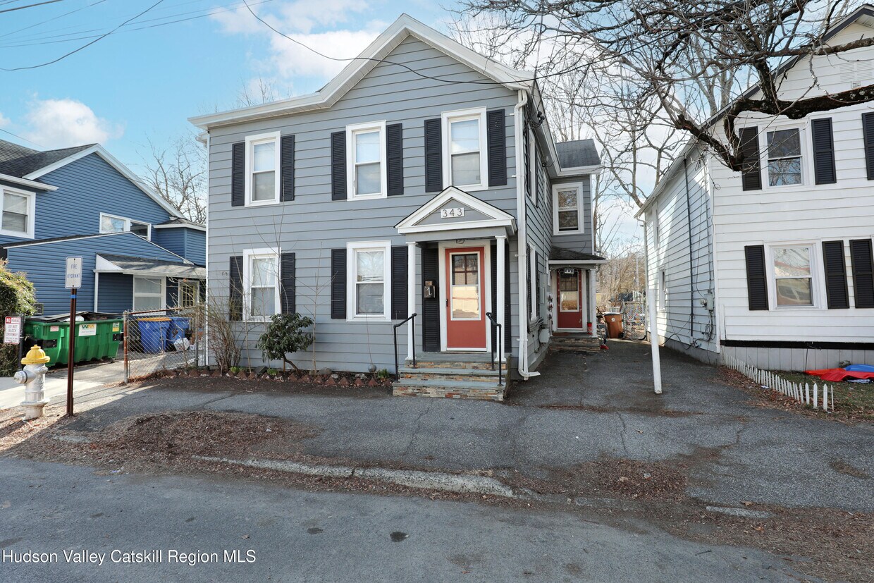 Foto principal - 343 Washington Ave