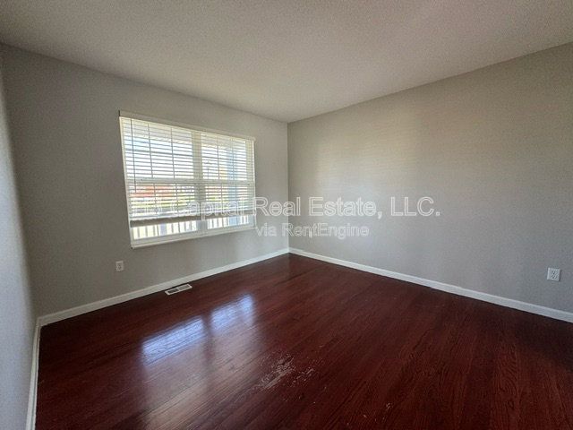 Foto del edificio - 1041 Flora Lake Ct