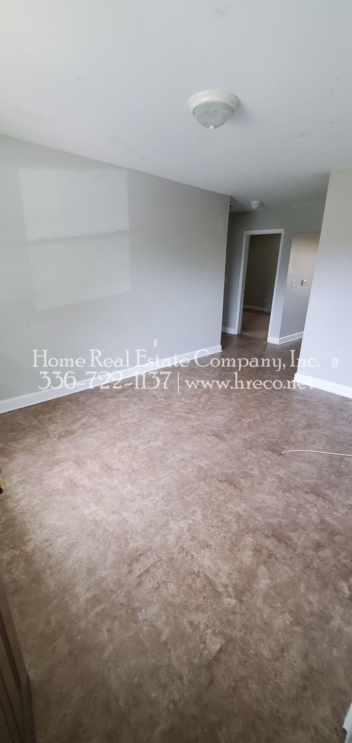 Foto del edificio - 2334 N Cherry St