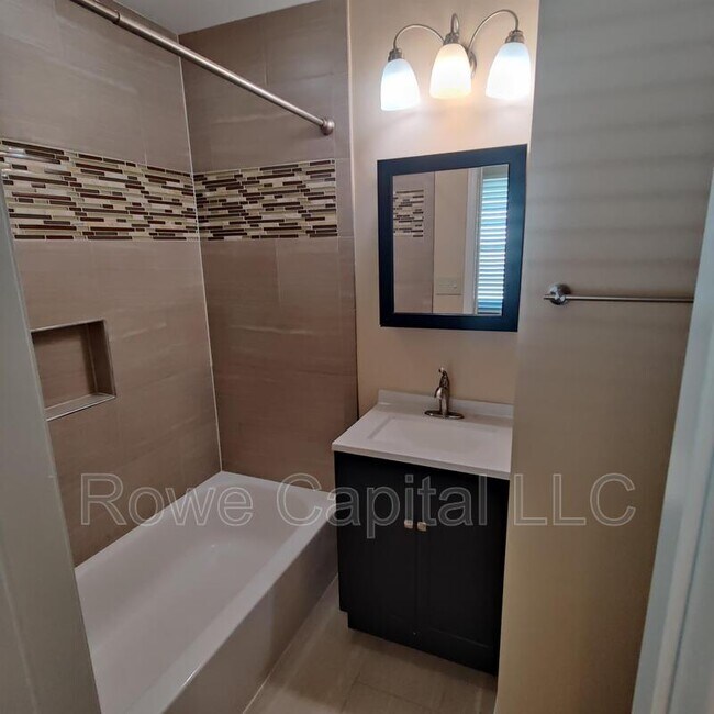 Photo - 2931 Stanton Rd SE House