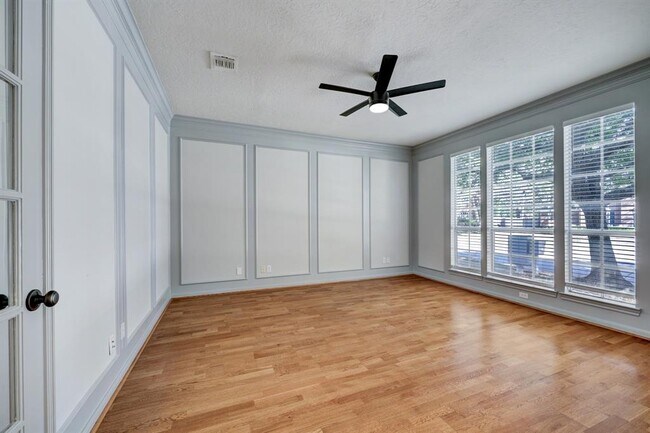 Foto del edificio - 16327 Hazy Pines Ct