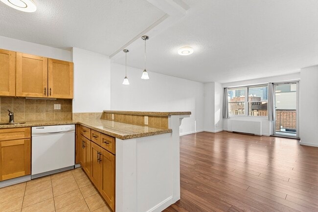 Building Photo - 151 Tremont St