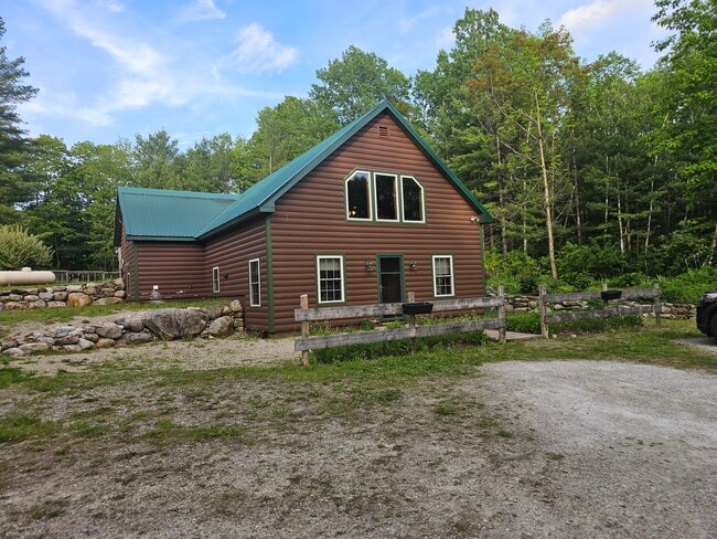 Building Photo - 2058 E Clarendon Rd