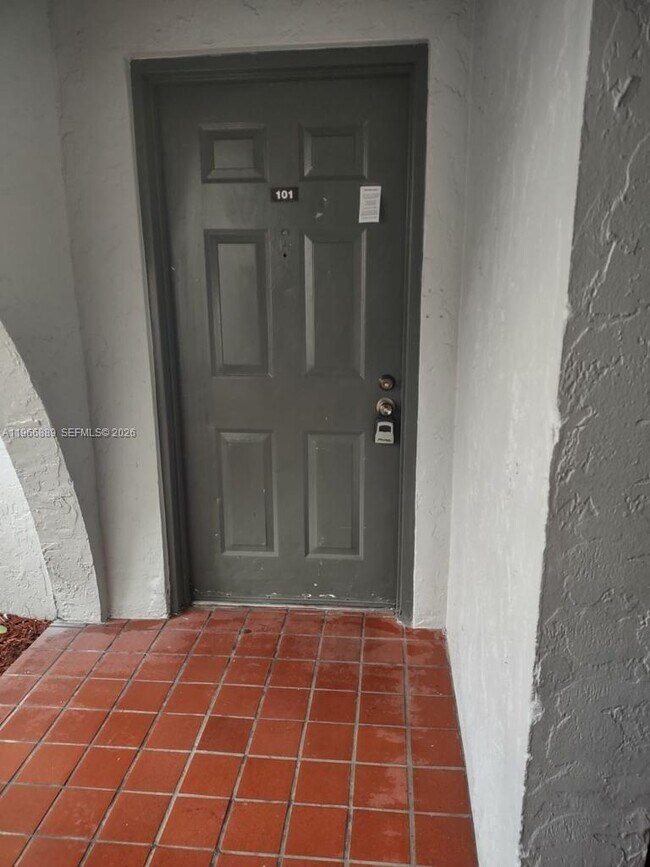 Foto del edificio - 1880 N Congress Ave