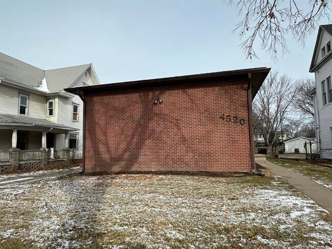 Foto del edificio - 4520 Baldwin Ave