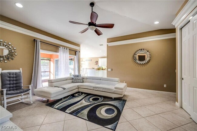 Foto del edificio - 9036 Henry Rd