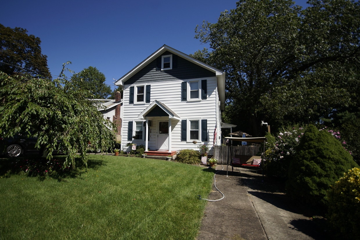 943 Lafayette Ave, Hawthorne, NJ 07506 943 Lafayette Ave Hawthorne