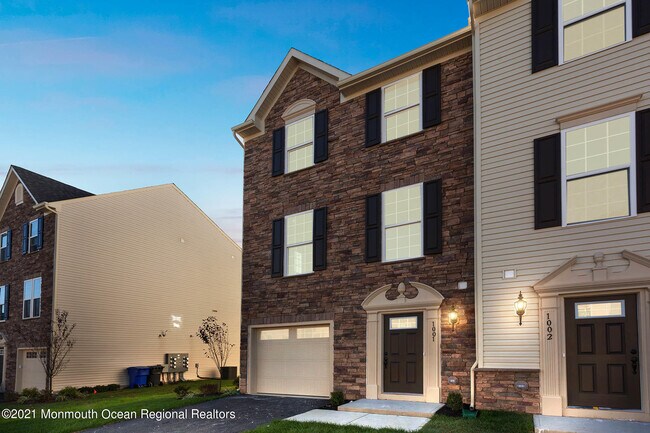 Building Photo - 505 Rio Grande Dr