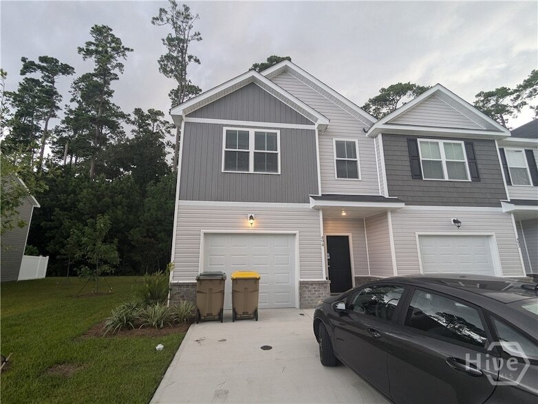 Primary Photo - 494 Gov Treutlen Cir