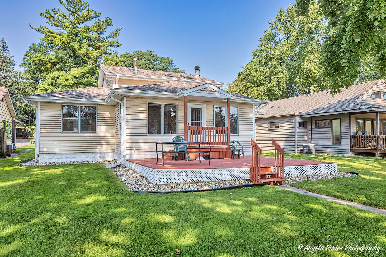 Foto principal - 312 Country Club Dr