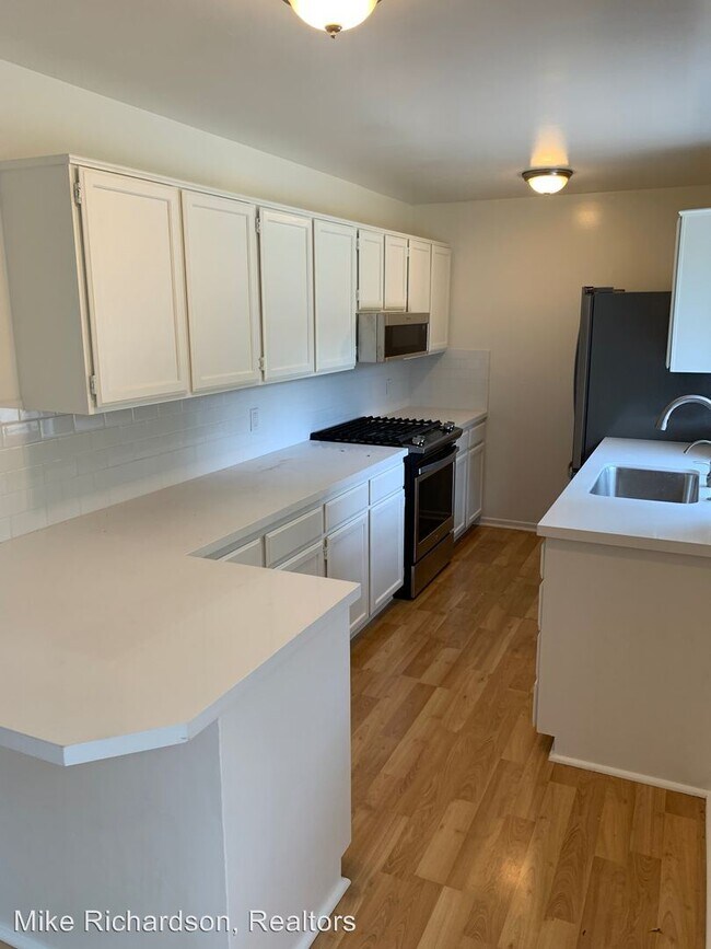 Building Photo - 3 br, 2 bath House - 1424 Santa Rosa Ave