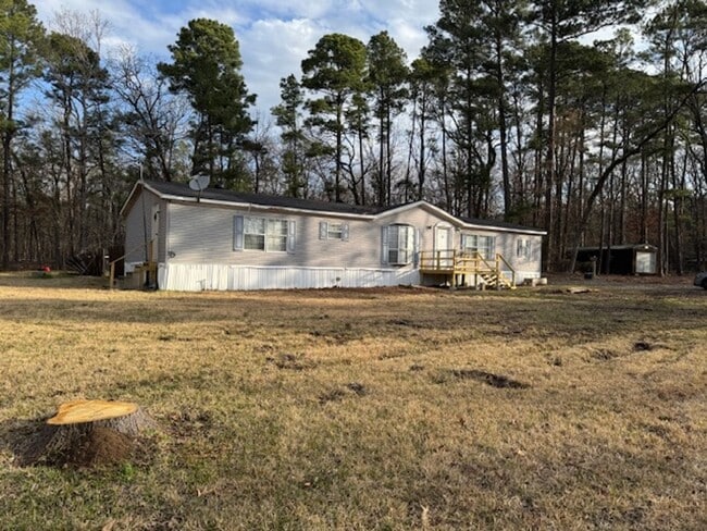Building Photo - 187 Amy Ln