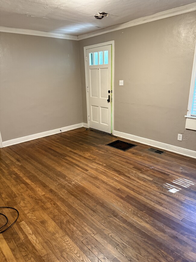 Building Photo - 2020 Courtland Pl